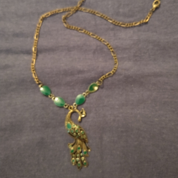3 for💲25🌟 Peacock 🦚 necklace Antique-Brass & Green enamel bird - Picture 2 of 7